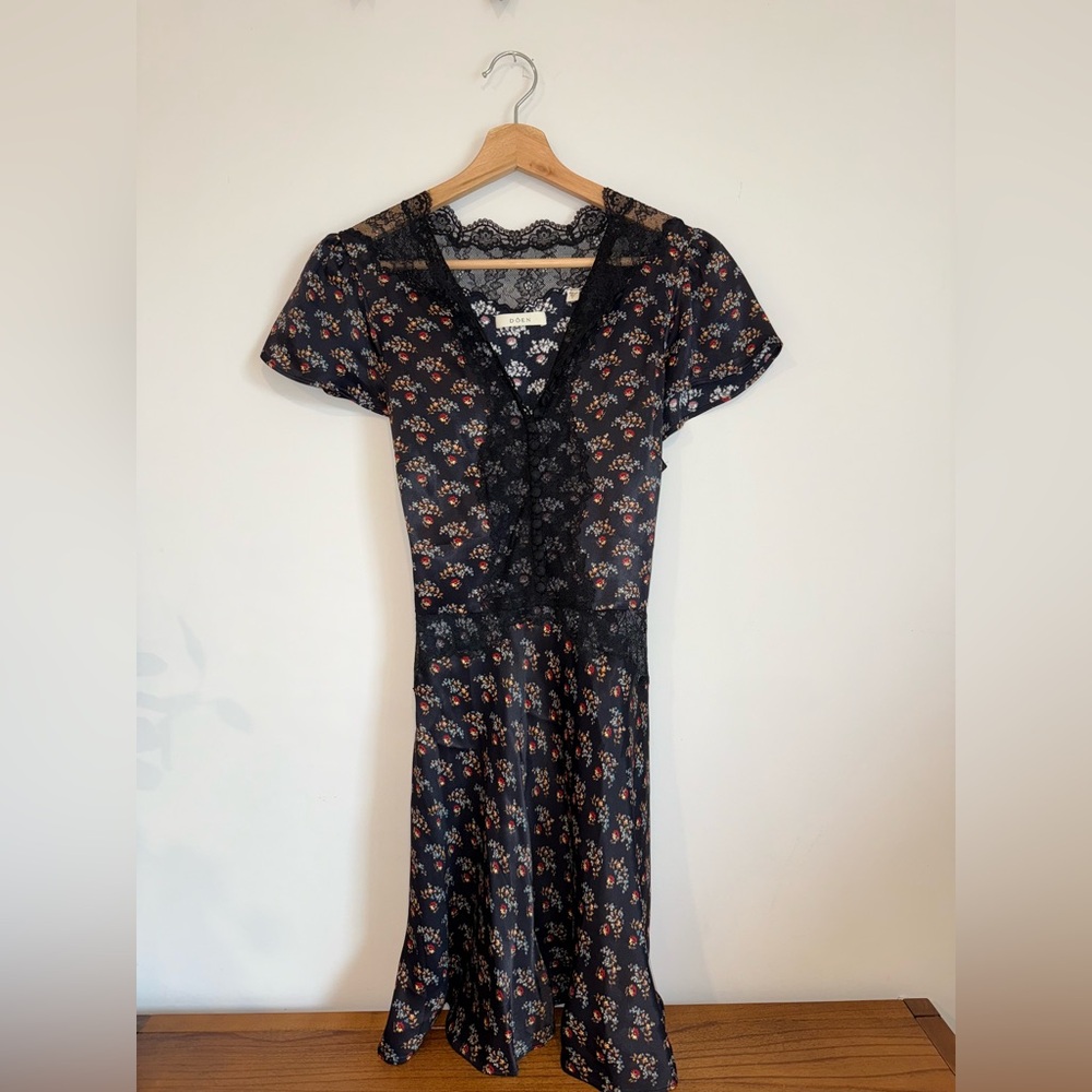 DÔEN Ivy Dress in Delphinium Floral - Picture 4 of 8
